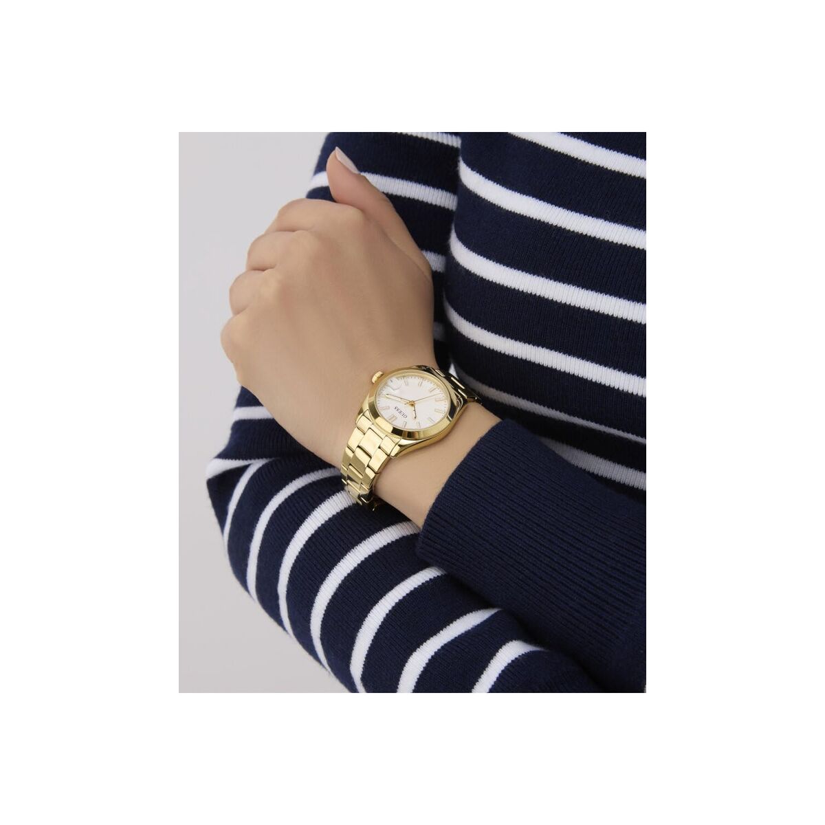 V2H99E048BD4EFF1B8BF45F9FAF19862176R7471263P7