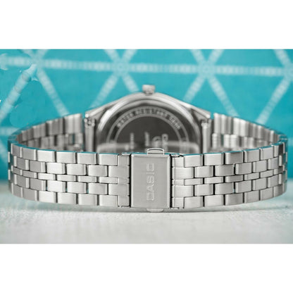 V6HFF6A28402E64C26477DF5FD93938733DR6907731P2