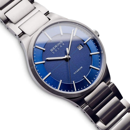 V2HF0E43E92CFBF808081AA72FC9429318FR7465466P4