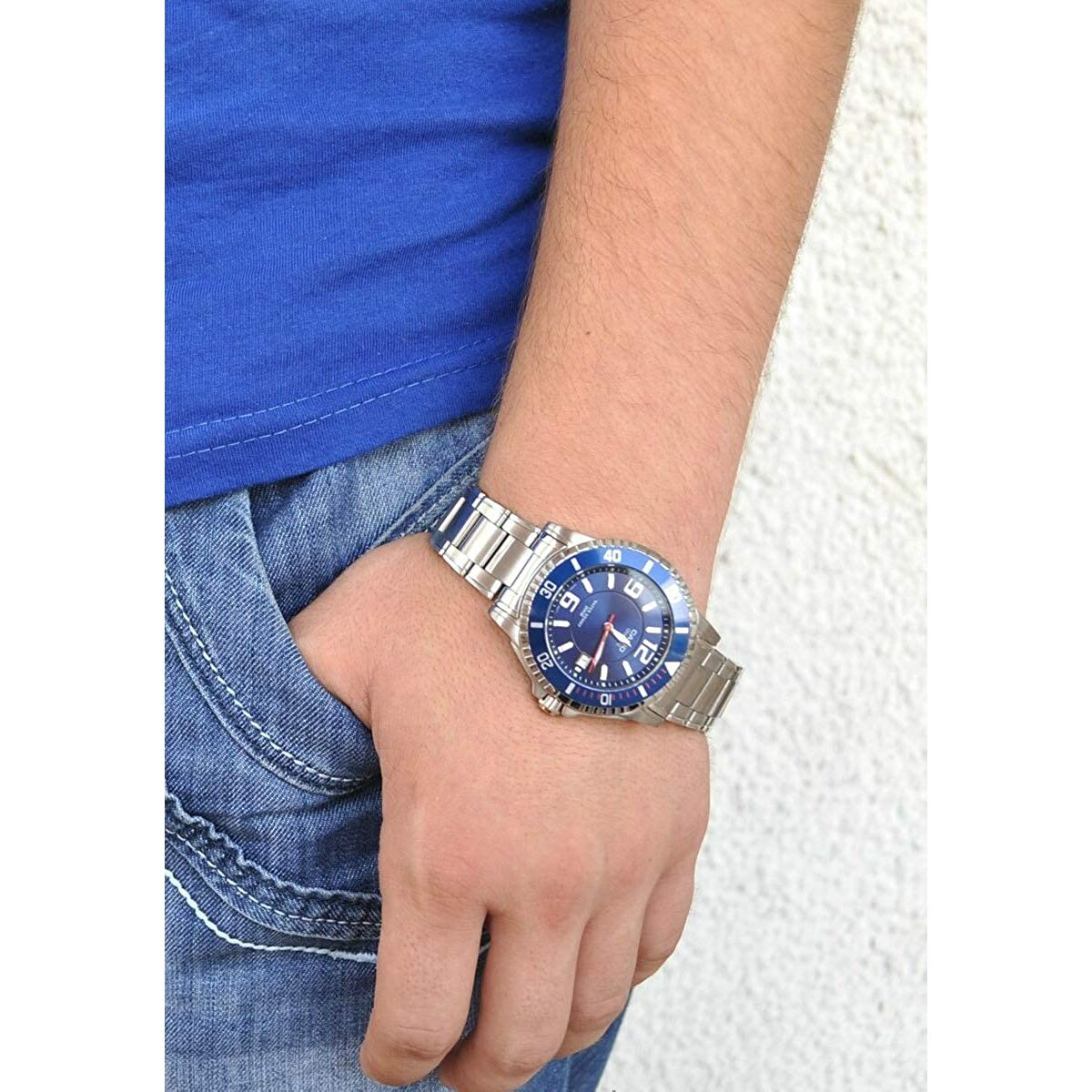 V7HE6DBD4E709634ACA3A4B85E44034D24ER6895590P5