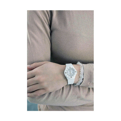 V9HE6E0F7280A77D3E009D0A6BE11CE802BR3882809P6