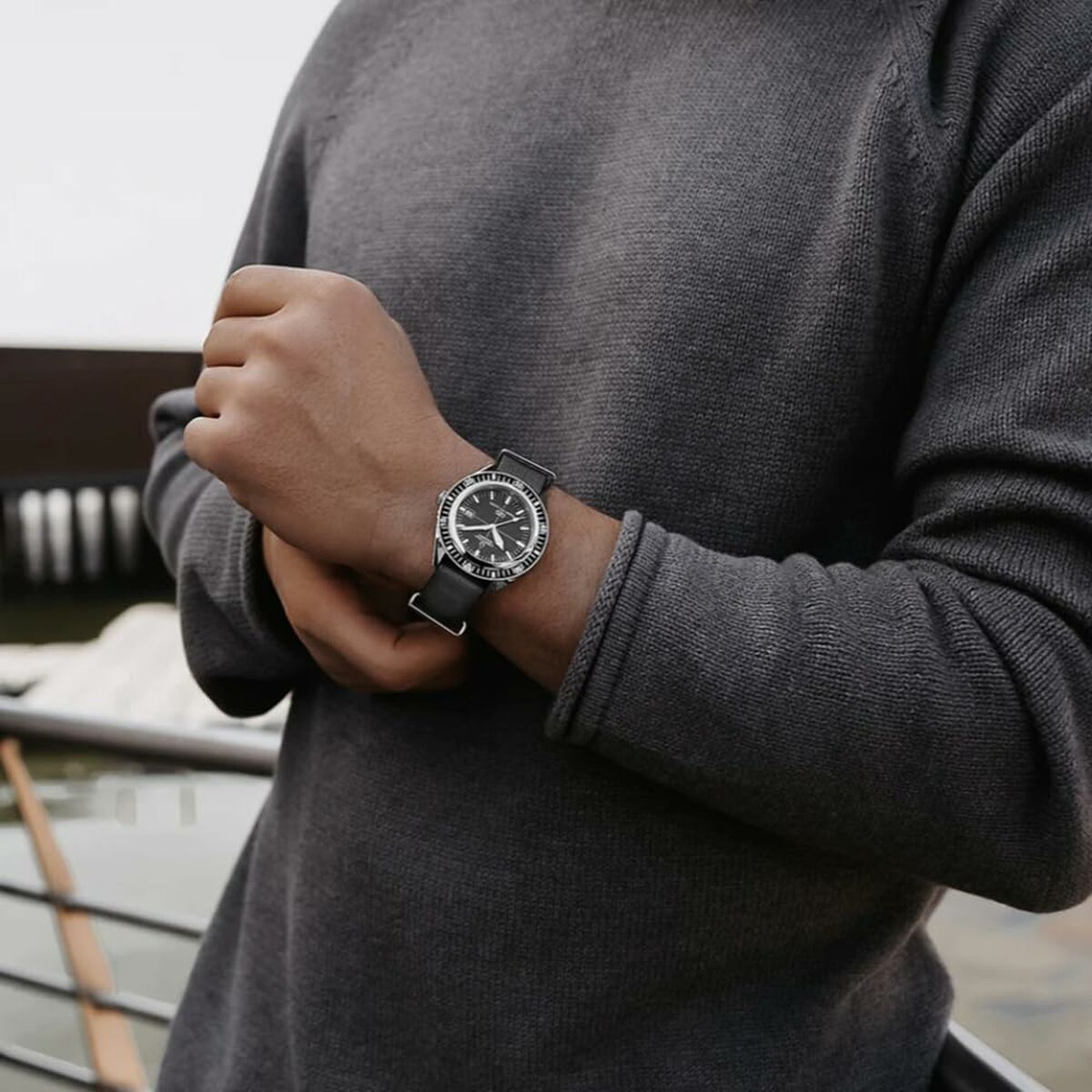 V3HF78F4946DAFB61BBA9DA3005B464859FR6643911P7