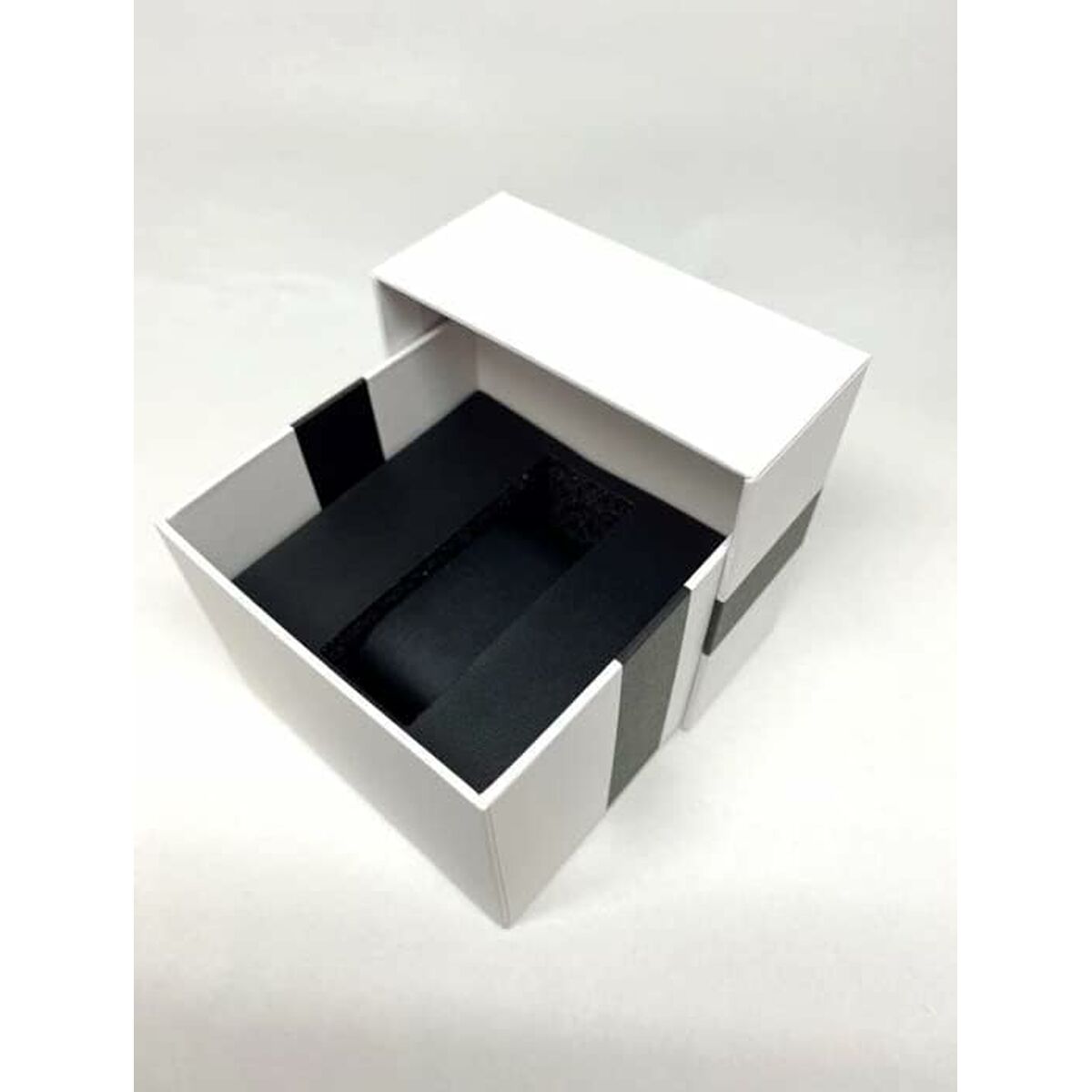 V3HEAB70578F80F7A37B56CC5FBE82B0AAER7411516P6