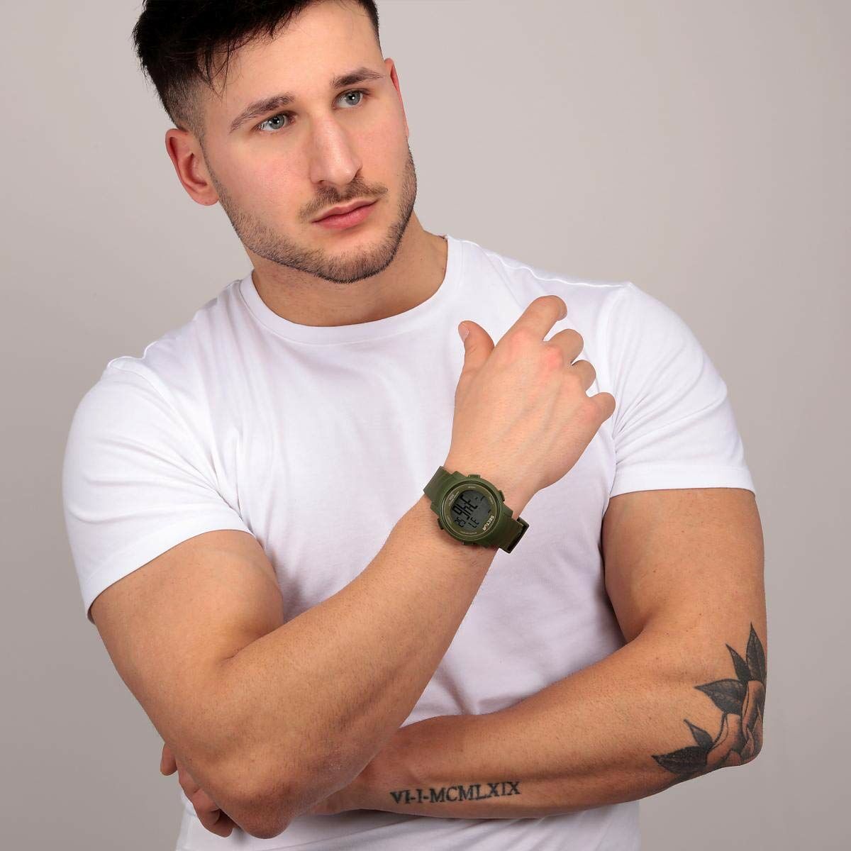 V2H613B703E1C6F65D63A3D3DD664F17D41R7044471P8