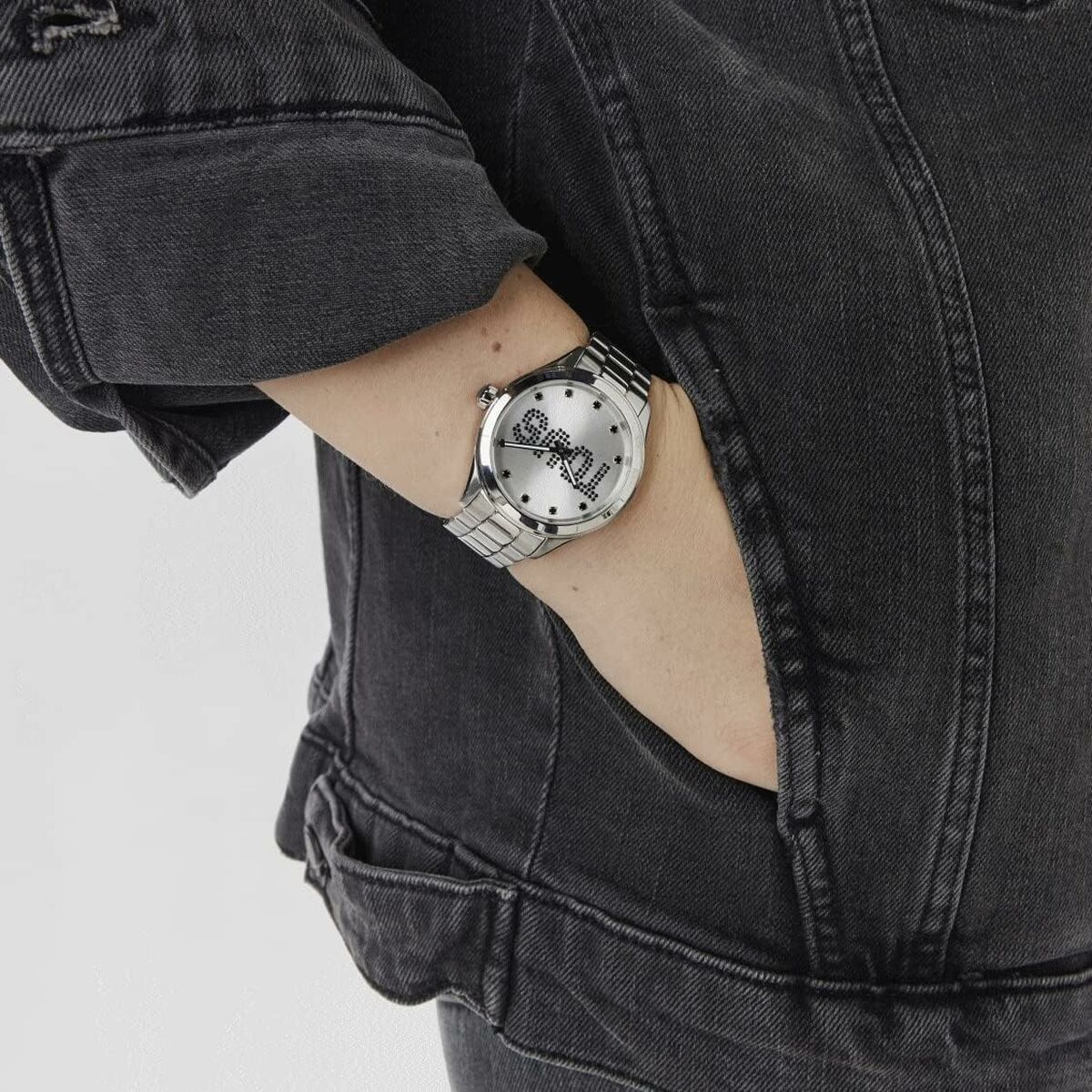 V6H8402E9E331CD8EF5E9D65A15A3CF9D0CR4356323P5